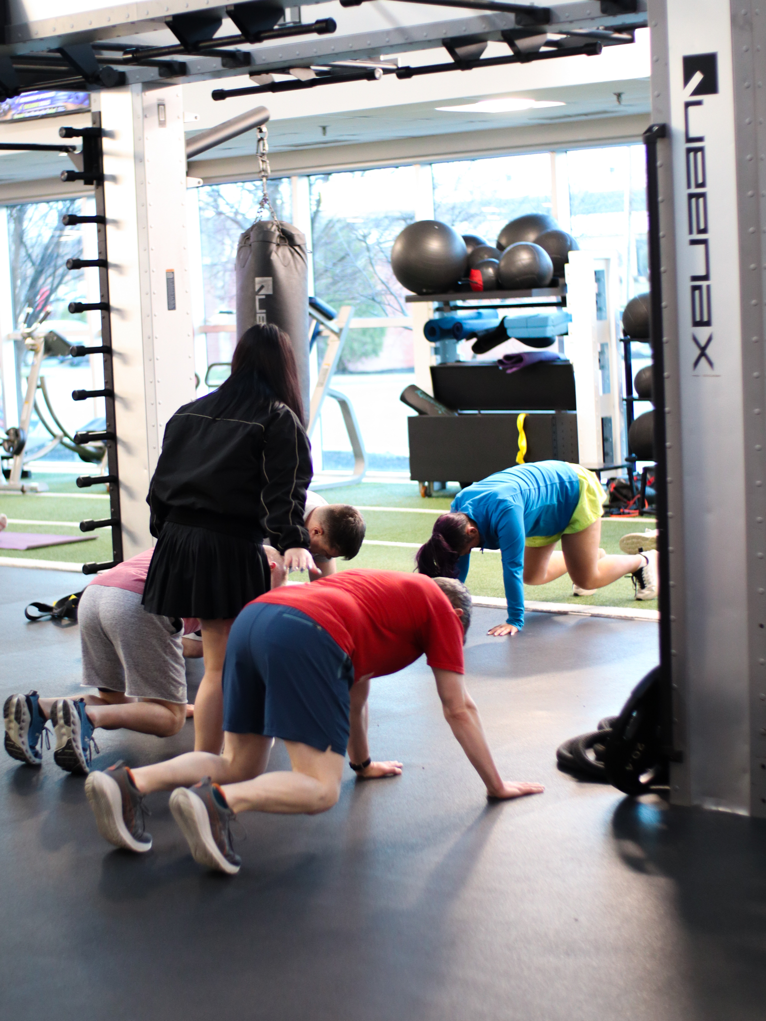 Small group fitness class at Echelon Health and Fitness in Voorhees, NJ, coached by PowerHaus Fitness trainer Andrea